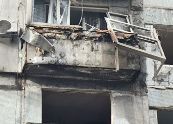 У Дніпрі цілий день тривала ліквідація наслідків атаки БпЛА