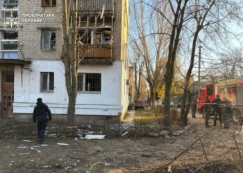 У Дніпрі внаслідок атаки БпЛА постраждали жінка та дитина
