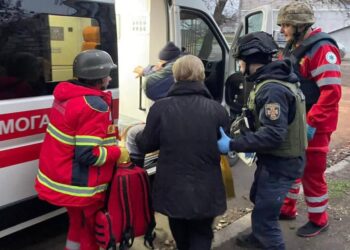 Окупанти поранили двох людей на Нікопольщині