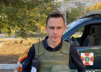 Надзвичайника, який рятував людей після обстрілів Нікополя, нагородили посмертно орденом «За мужність»