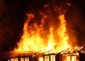 Постраждали двоє людей під час обстрілів на Синельниківщині