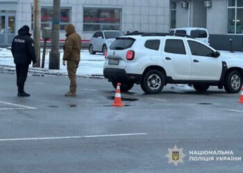 На дороги Дніпра вилилось 300 тонн олії внаслідок атаки дронів