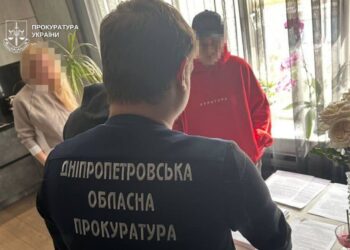 На Дніпропетровщині судитимуть групу осіб на чолі з депутатом за розкрадання коштів на відновлення після обстрілів