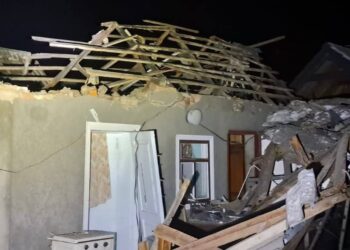 Пошкоджені будинки: знову Нікопольщина під ворожої атакою