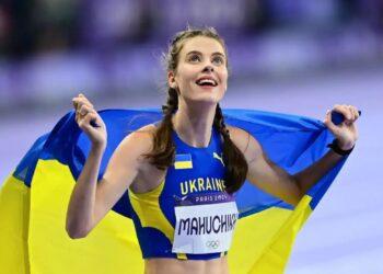 Ярослава Магучіх першою у світі підкорила рекордну висоту