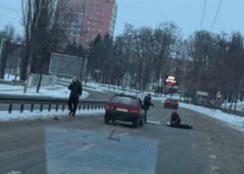 На проспекті Науки водій ЗАЗ збив жінку на пішохідному переході
