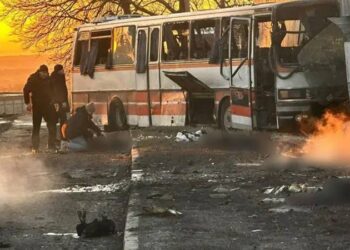 11 постраждалих шахтарів досі лікуються після атаки на автобус у Тернівці