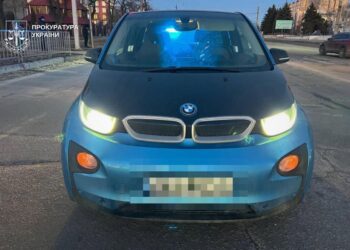Авто збило дитину: ДБР розпочало розслідування аварії за участі судді в Кривому Розі