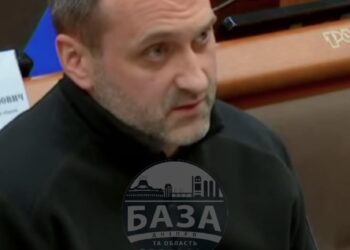 Смерть 50-річного дніпрянина: вилучену бодікамеру перевіряють, відео інциденту відсутнє