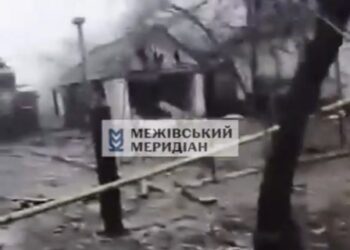 Масована атака по Межовій: в епіцентрі ударів залишаються люди