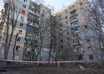 У Дніпрі 10 поранених, пошкоджені будинки та інфраструктура