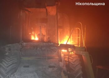 Обстріли Дніпропетровщини: поранені люди, зруйновані будинки та пожежі