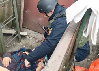 Обстріли Дніпропетровщини: поранені та руйнування в кількох районах