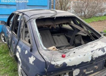 Окупанти атакували три райони Дніпропетровщини: поранений, пожежі та руйнування