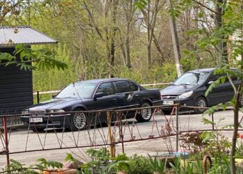 У Дніпрі боєприпас влучив в автомобіль після збиття ворожих БпЛА