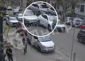 У центрі Дніпра сталася ДТП: рух ускладнено
