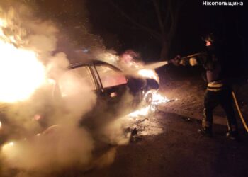 Вранці Дніпро атакували дрони, на Нікопольщині — обстріли з артилерії та FPV: є пожежі та пошкодження