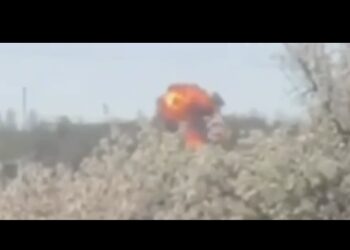У Кривому Розі вранці ворог атакував адмінбудівлю та об’єкт інфраструктури