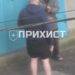 У Нікополі чоловік погрожував безхатьку пістолетом та побив його