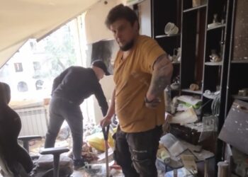 «Від квартири майже нічого не залишилося»: житель Дніпра розповів про наслідки нічної атаки РФ