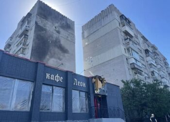 Два удари за день по АНД району Дніпра: пошкоджені багатоповерхівки
