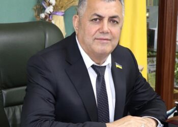 У П’ятихатках напали з ножем на міського голову Гілала Ісаєва