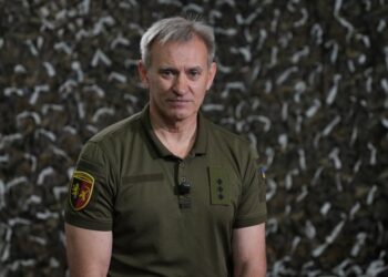 «Я знаю, що суд визнає його винним»: батько Вʼячеслава Зінченка вперше детально озвучив свою версію справи