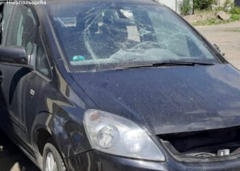 Нікопольщина під ударами дронів і артилерії: є загиблий і поранені