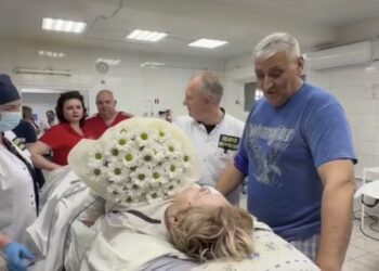 У лікарні Мечникова об’єднали поранене під час атаки на Дніпро подружжя
