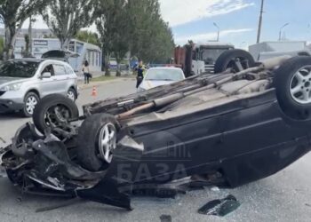 У Дніпрі розшукують свідків ДТП на Донецькому шосе