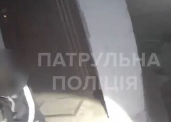 У Кривому Розі чоловік погрожував підірвати гранату у дворі багатоповерхівки