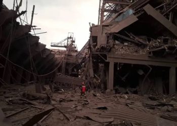 Росія вдарила по одному з останніх ключових металургійних комбінатів України повного циклу – «Каметсталі» у Кам’янському.