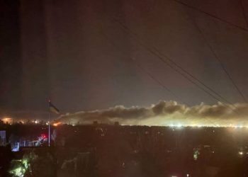 Росіяни завдали ракетного удару по «АрселорМіттал Кривий Ріг»: є загиблі та поранені