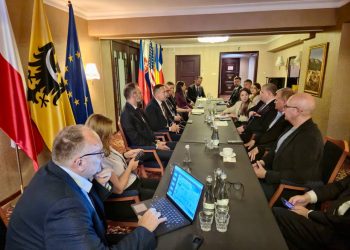 Польща готується до війни. І ми можемо їй у цьому допомогти