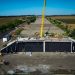 А тим часом будується дорога з Дніпра на Київ. Так, будується. Під час війни.